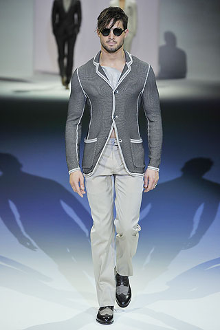 Giorgio Armani / - 2011